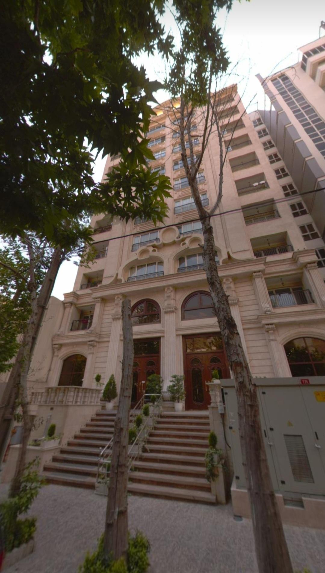 عکس برج عالیجناب