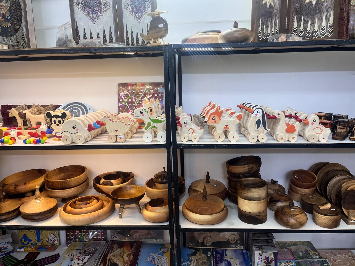 عکس گالری دیان چوب