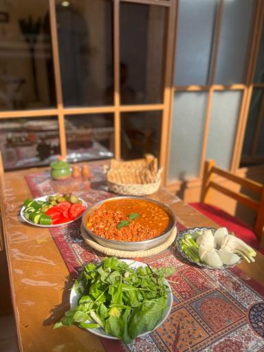 عکس رستوران صبحانه نیمروچ