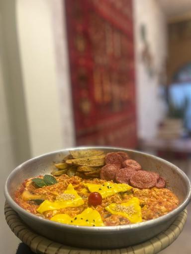 عکس رستوران صبحانه نیمروچ