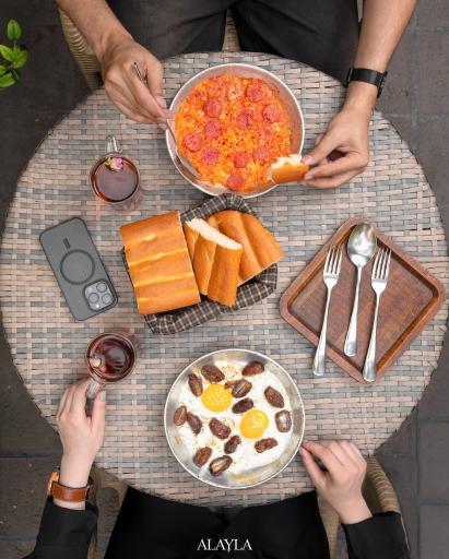 عکس کافه آلایلا