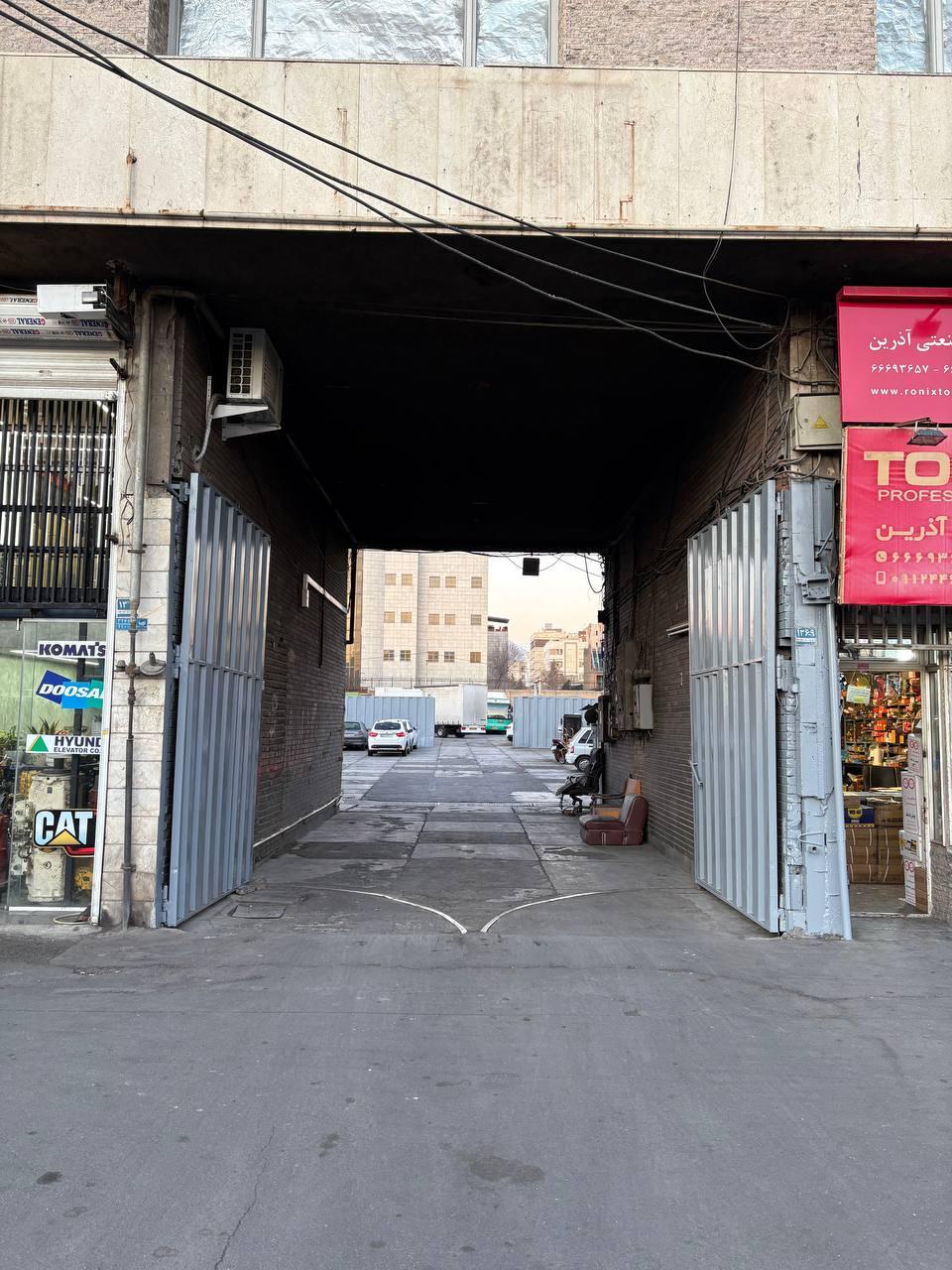 عکس گاراژ بارسهامی
