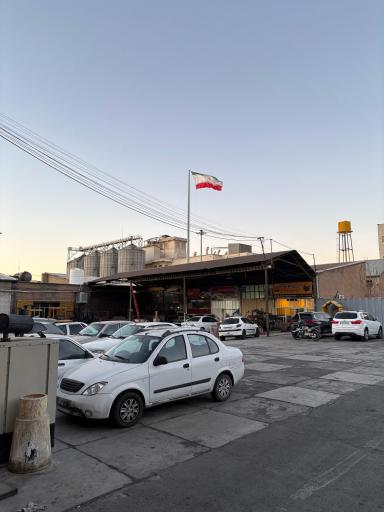 عکس گاراژ بارسهامی
