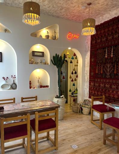 عکس کافه صبحانه نیمروچ