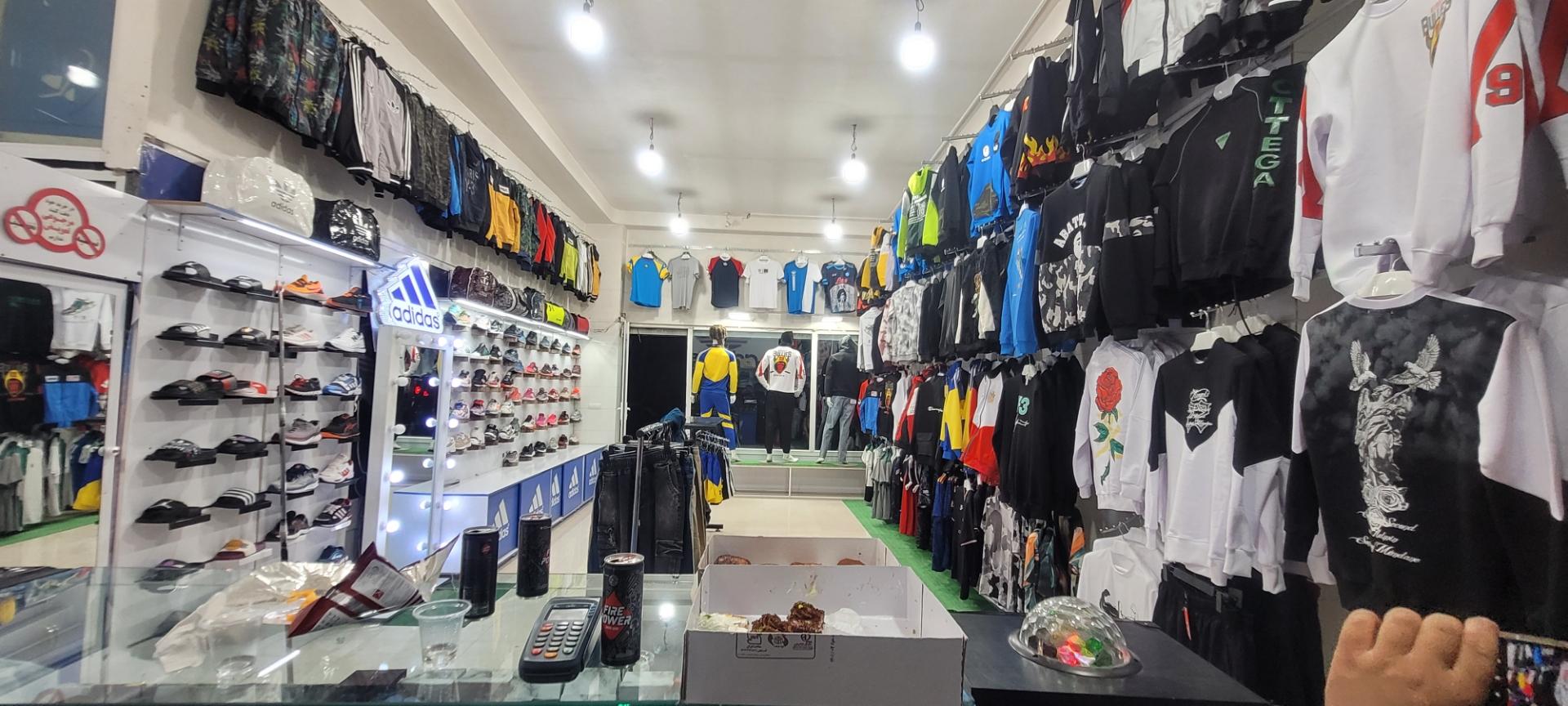 عکس آدیداس کاسیت