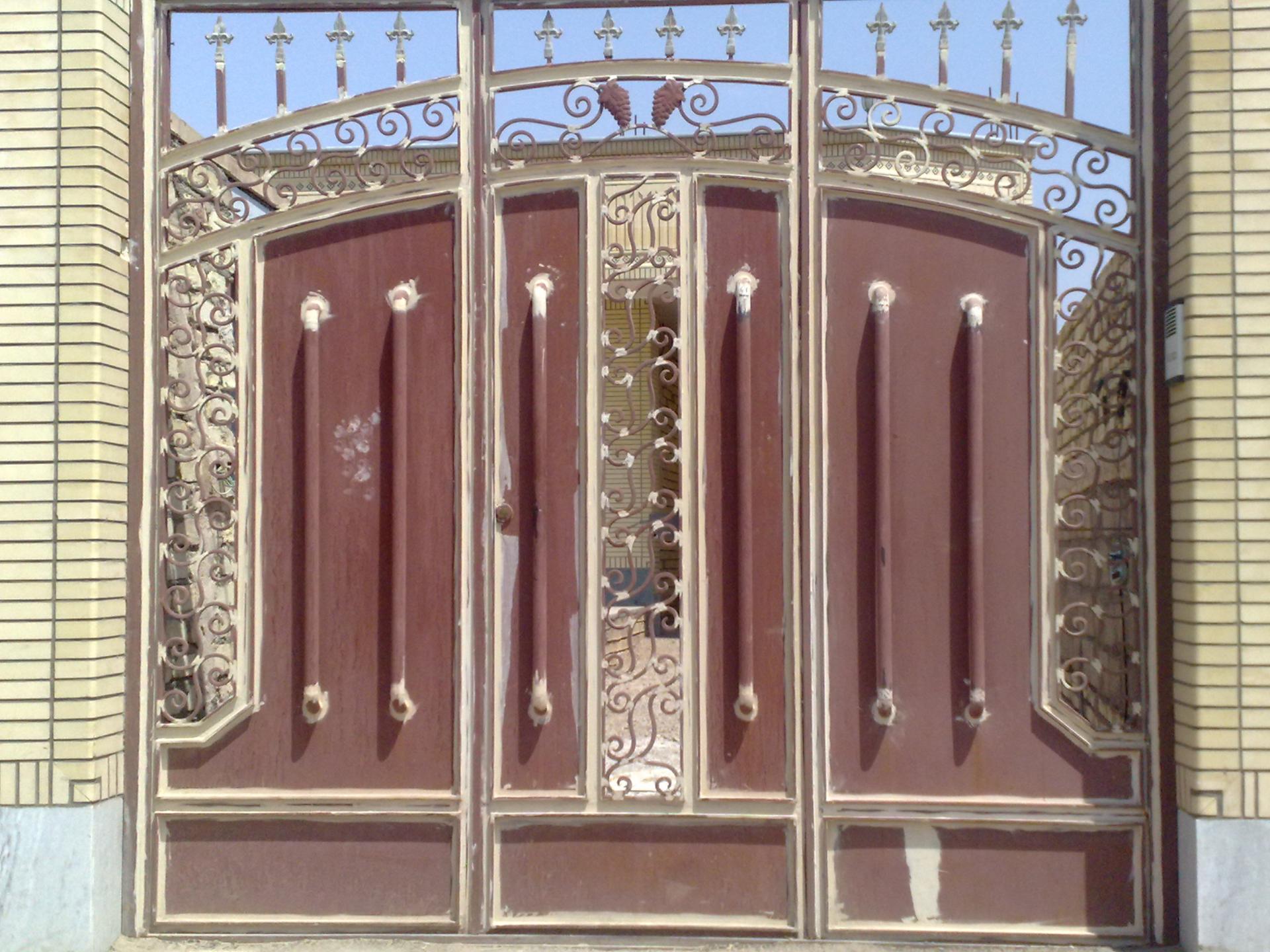 عکس جوشکاری و درب پنجره سازی ادیبی