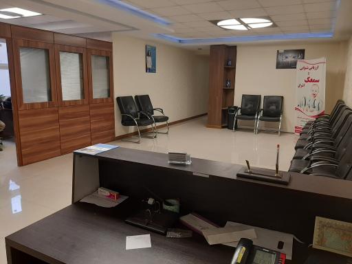 عکس سمعک و کلینیک شنوایی اشراق