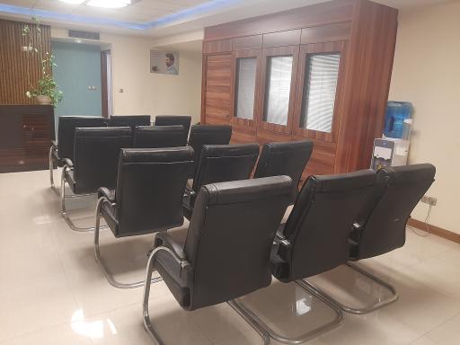 عکس سمعک و کلینیک شنوایی اشراق