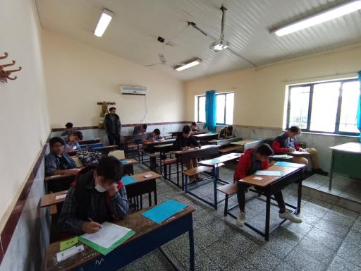 عکس دبیرستان پسرانه طه