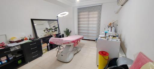 عکس کلینیک زیبایی دکتر شبنم جوادیان