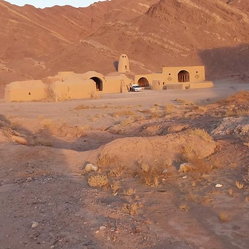 دخمه باستانی چم تفت