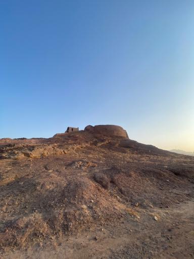 عکس دخمه باستانی چم تفت