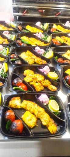 عکس کترینگ دارچین شعبه دوم