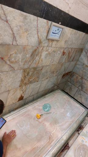 عکس مزار آیت الله محمد تقی بهجت