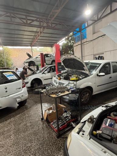 تعمیرگاه کلینیک مرکزی رنو