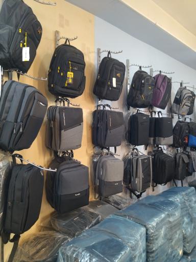 عکس بورس کیف و کوله لپ تاپ تولیدی پارسیان