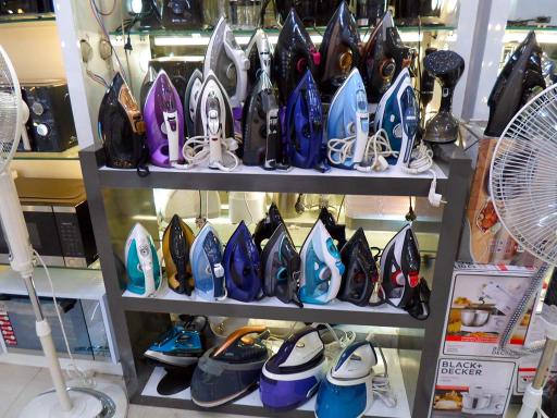 عکس فروشگاه مکث(فروشگاه مرکزی دلمونتی)