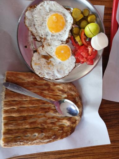 عکس ساندویچی دایی یوسف