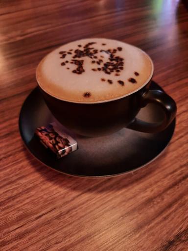 عکس کافه رستوران دکتر فود