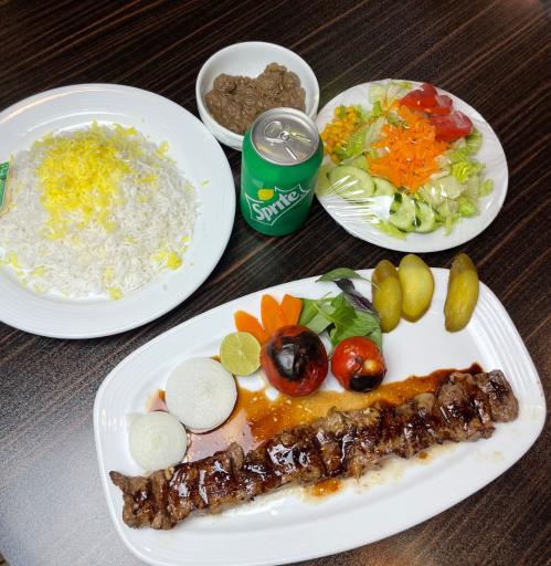 عکس رستوران طمطراق