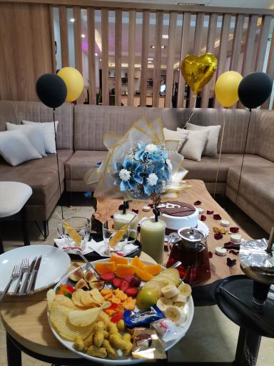 عکس کافه لونا