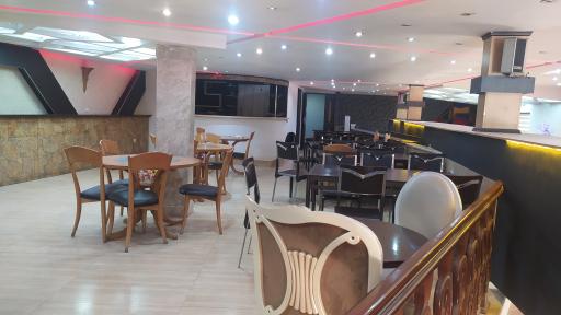 عکس هتل بزرگ مراغه