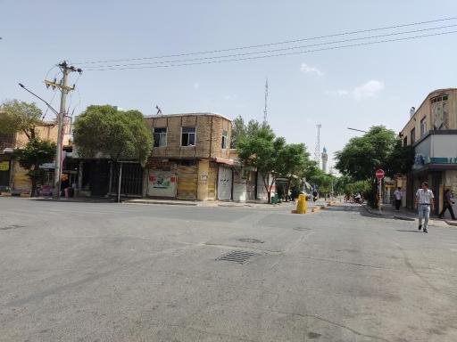 عکس چهار راه بازار