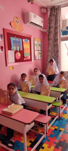 عکس کودکستان و دبستان دوره اول و دوم دخترانه نواندیشان خلاق