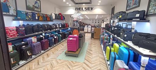 عکس فروشگاه کیف و چمدان دلسی