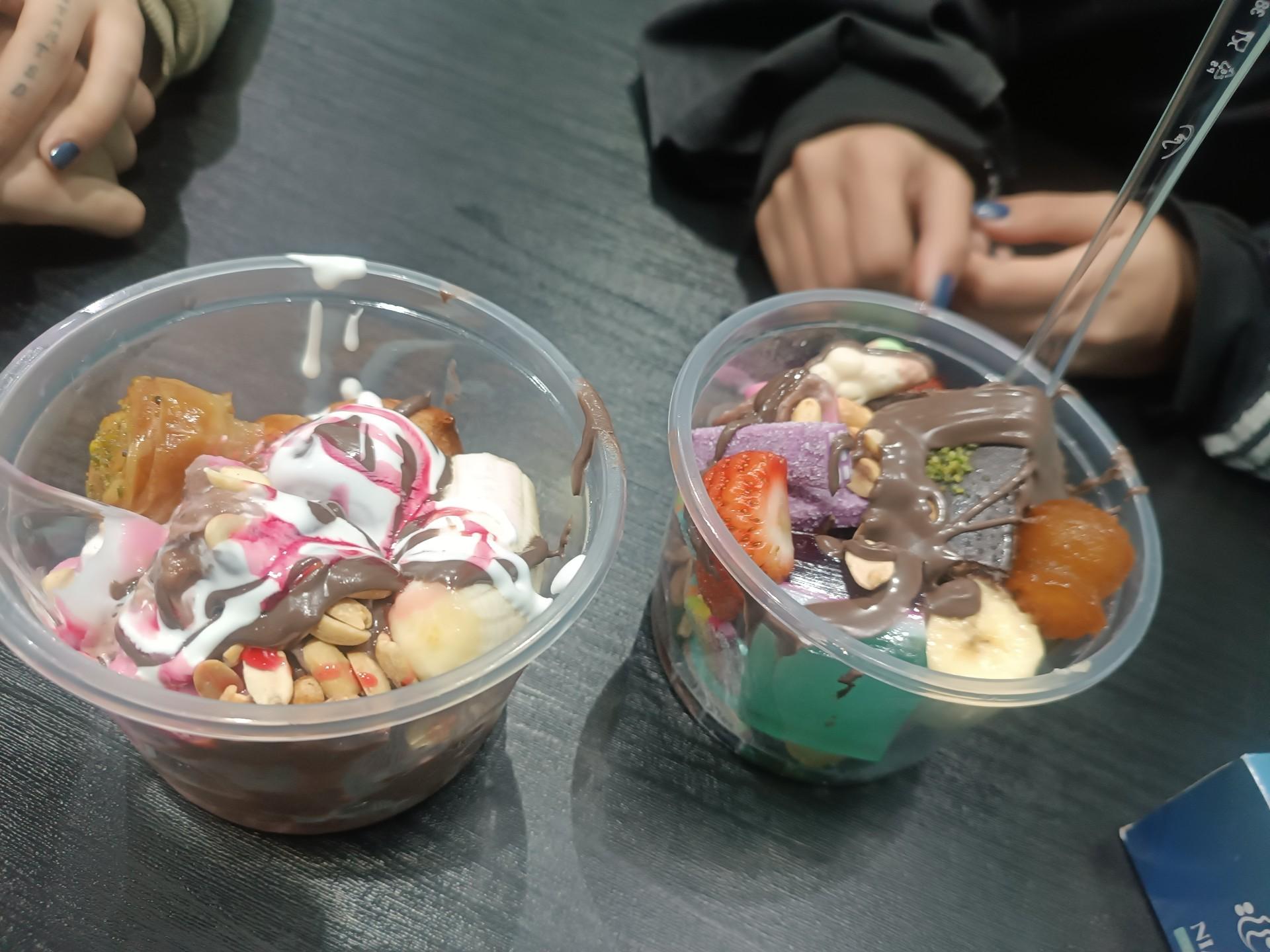 عکس بستنی اکسین 