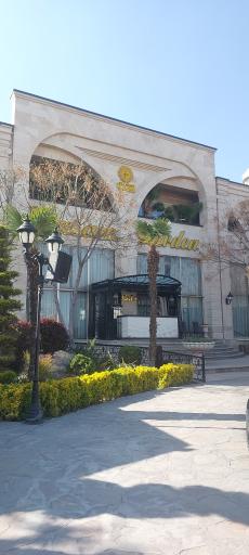 عکس باغ رستوران الیاسام