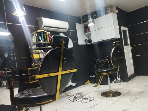 عکس آرایشگاه مردانه آراد