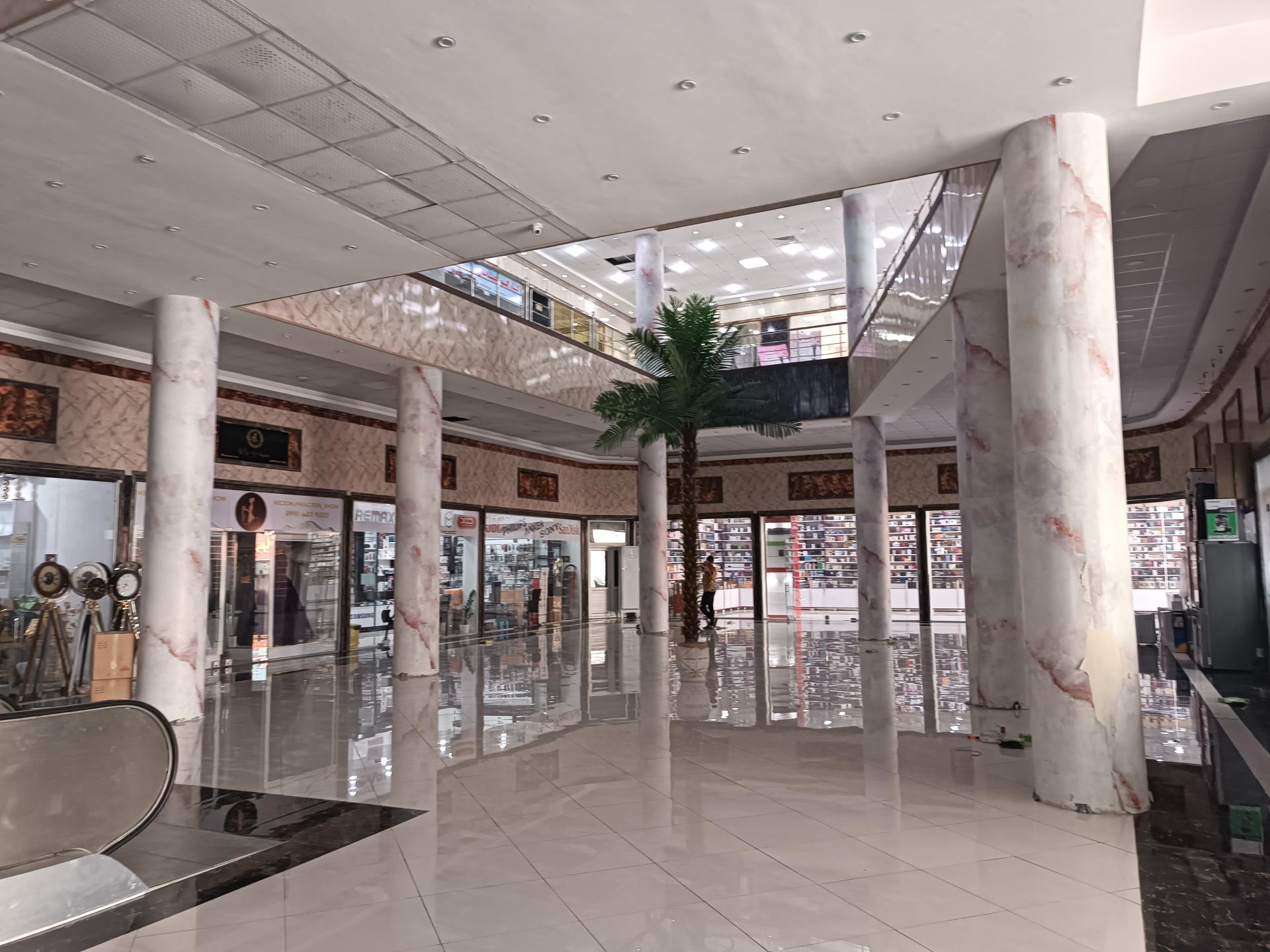 عکس مرکز خرید خواجه مال