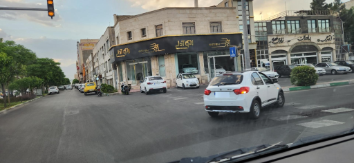 عکس اتومبیل آدلی