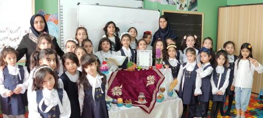 عکس کودکستان و دبستان دوره اول و دوم دخترانه نواندیشان خلاق