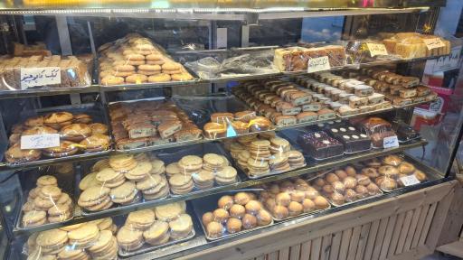 عکس قنادی پاپیون