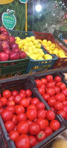 عکس سوپر میوه نوبرانه آقای کلبادی