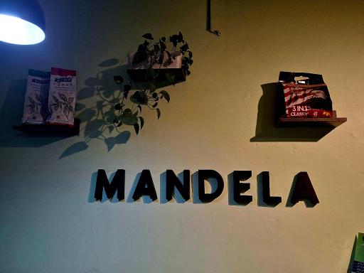 عکس کافه ماندلا