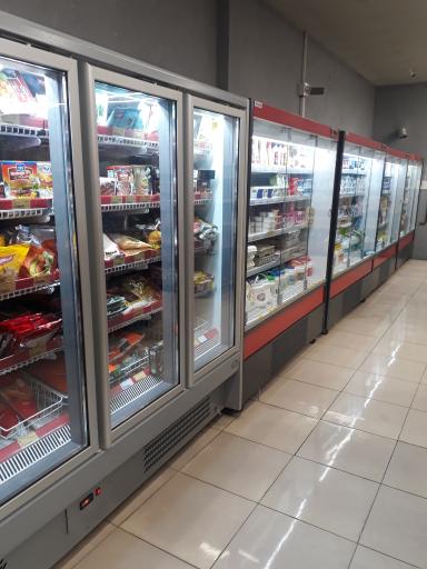 عکس فروشگاه زنجیره ای افق کوروش