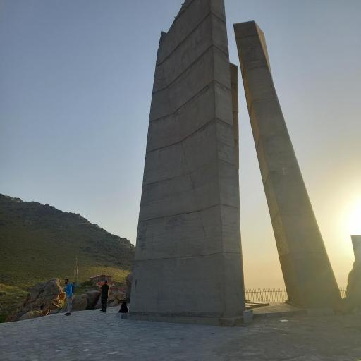 عکس یادمان شهدای گمنام دشت میشان