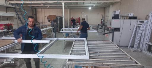 عکس پنجره دوجداره سلطانی 