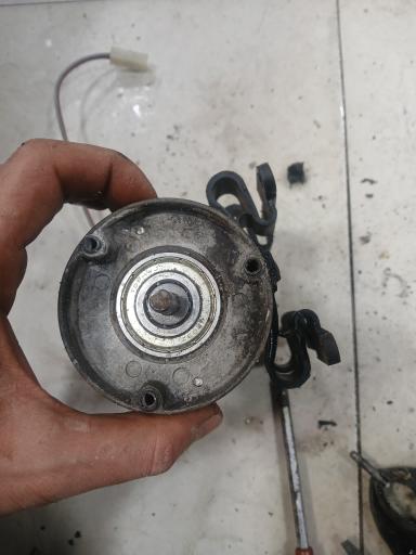 عکس تعمیرات دستگاه تصفیه آب خانگی مهرداد