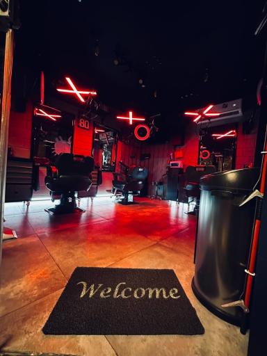 عکس آرایشگاه گلدن تاچ