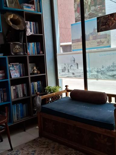 عکس سرکه فروشی ننه شهناز 