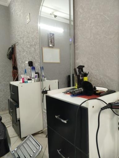 عکس پیرایش محسن