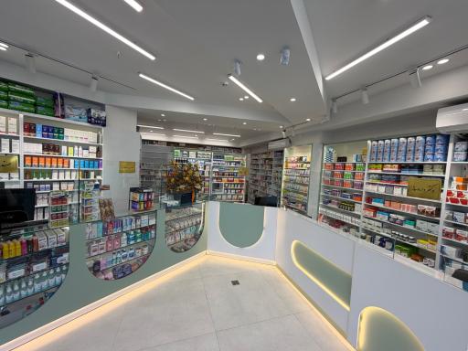 عکس داروخانه دکتر جنانی-قهرمانی