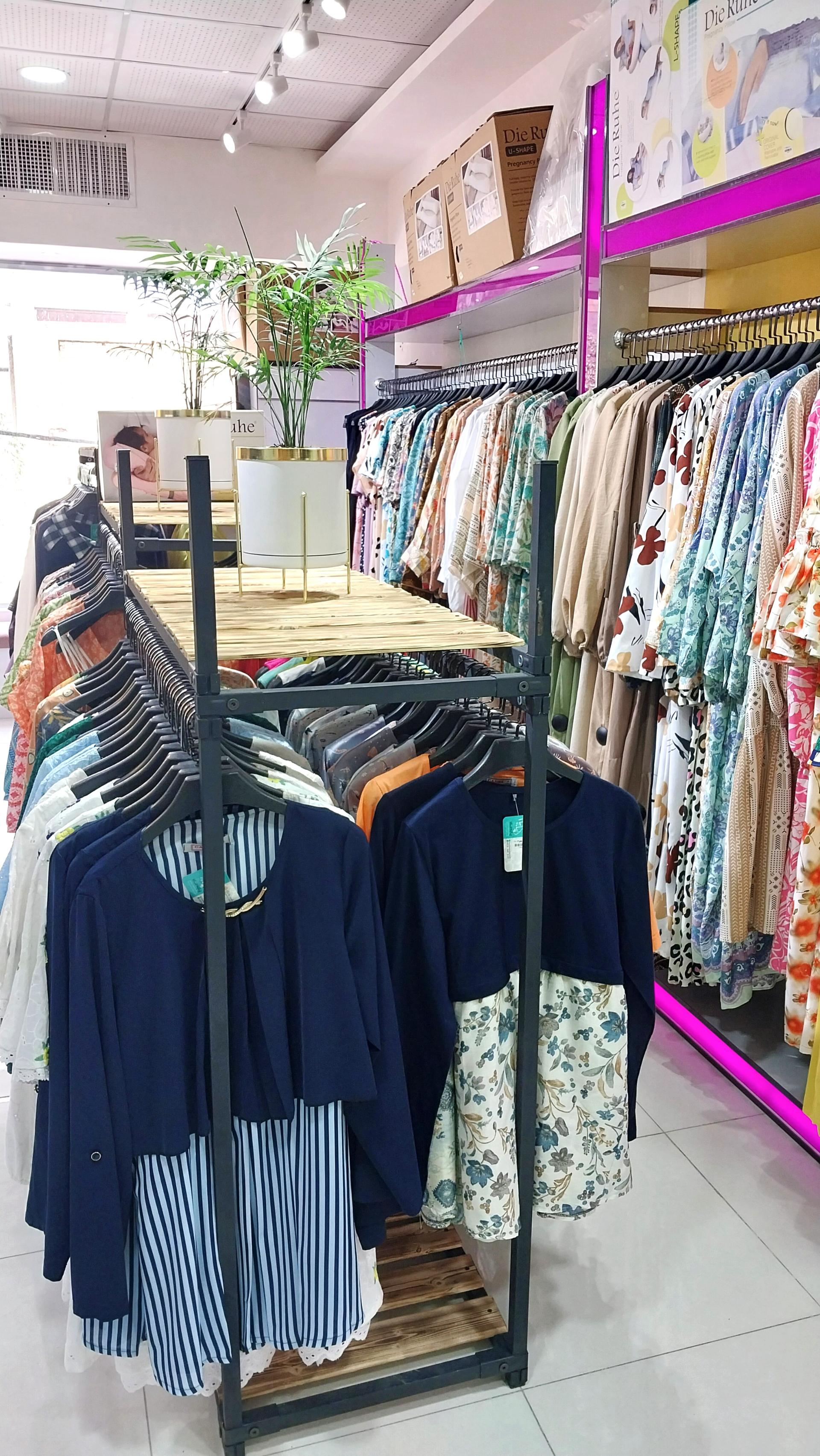 عکس پوشاک بارداری پا به ماه کلوزینگ