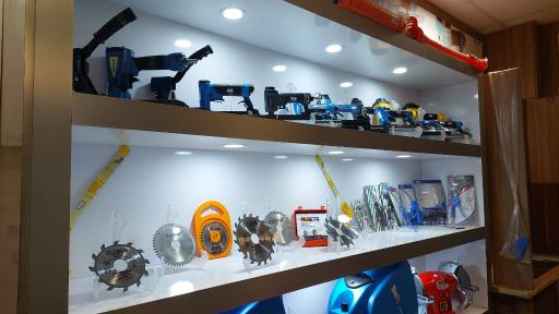 عکس فروشگاه پارامونت ابزار