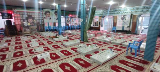 عکس گلزار شهدای شلمان