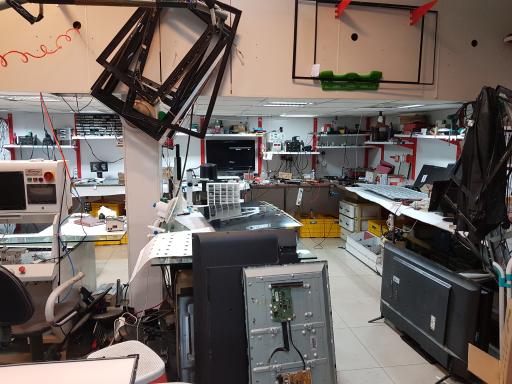 عکس تعمیرات مجاز تلویزیون اخوان